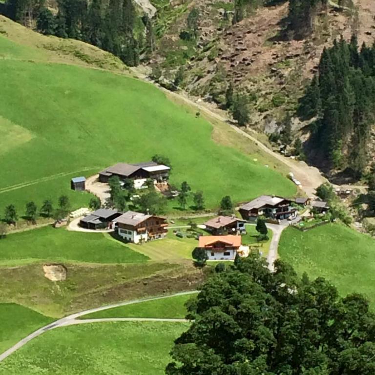 塔克森巴赫Biobergbauernhof Brandenau公寓 外观 照片